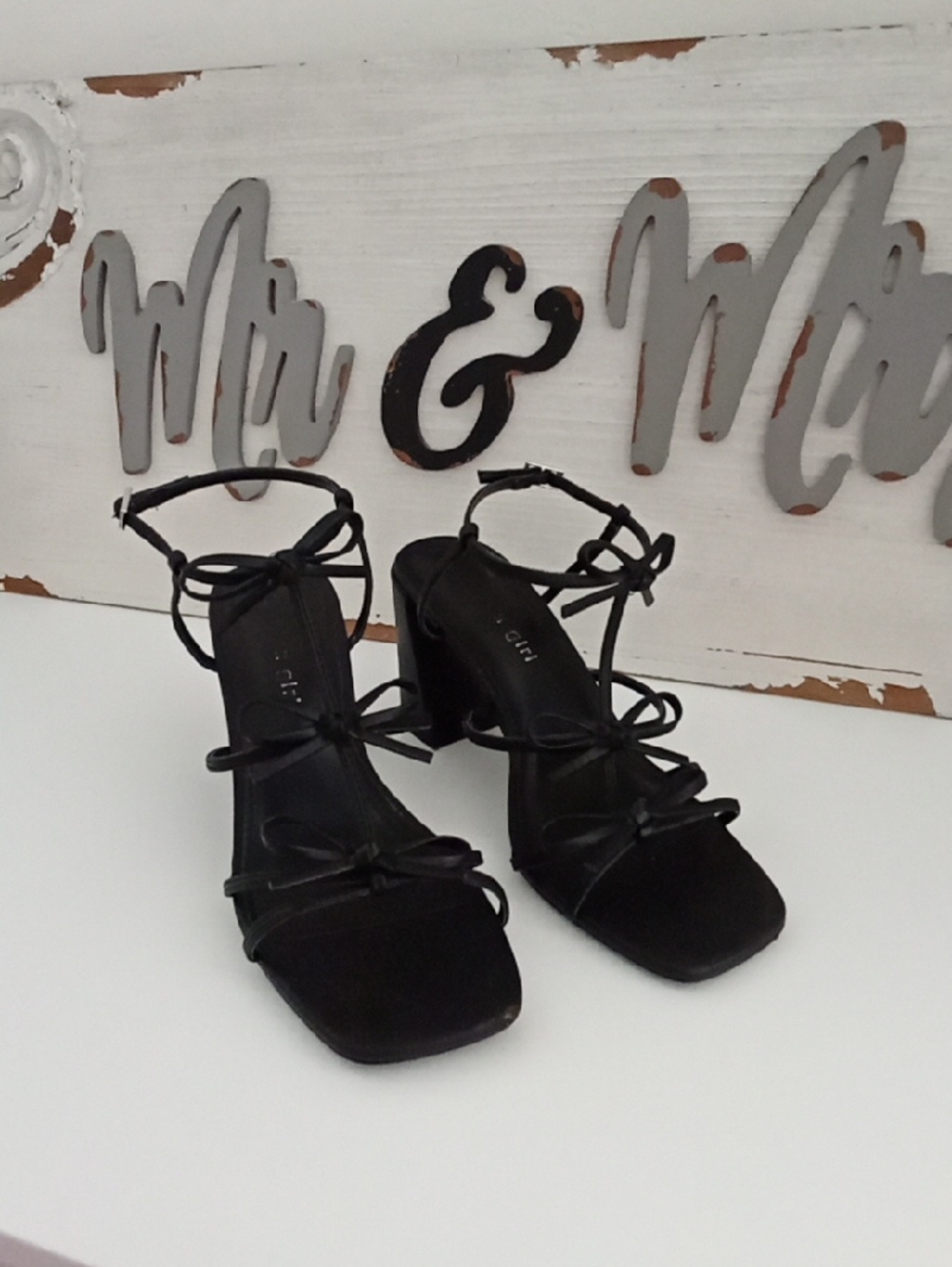 Black Strappy Heels With Bows